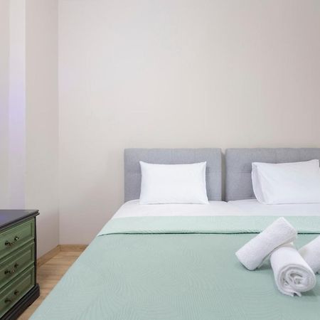 Joene Vintage Apartment เทสซาโลนิกิ ภายนอก รูปภาพ