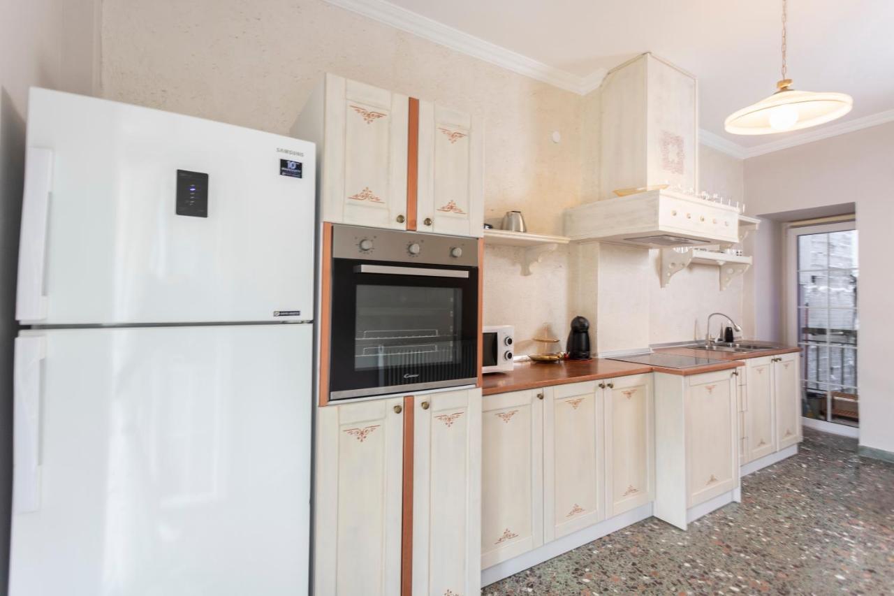 Joene Vintage Apartment เทสซาโลนิกิ ภายนอก รูปภาพ